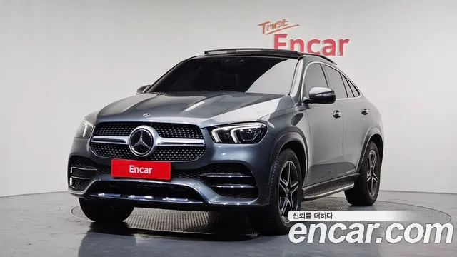 Mercedes-Benz GLE-Class 2021 — photo 1