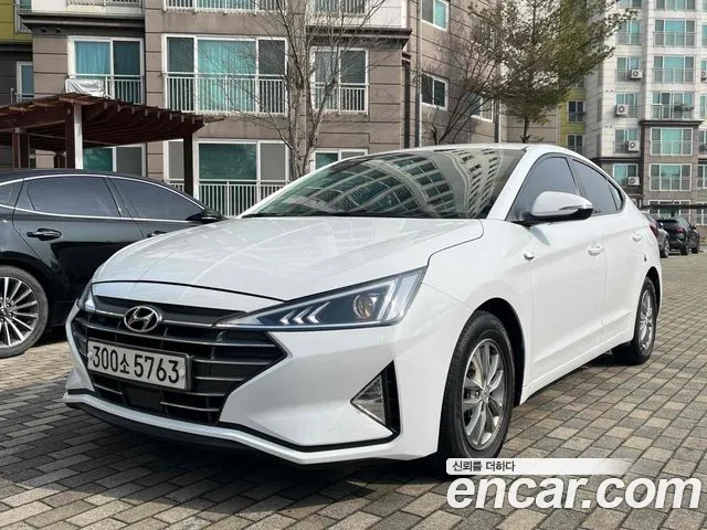 Hyundai AVANTE 2020 — photo 1