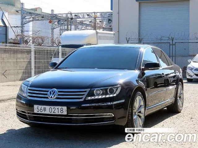 Volkswagen Phaeton 2015 — photo 1