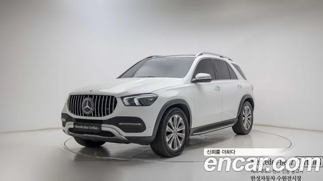 Mercedes-Benz GLE-Class 2023 — photo 1
