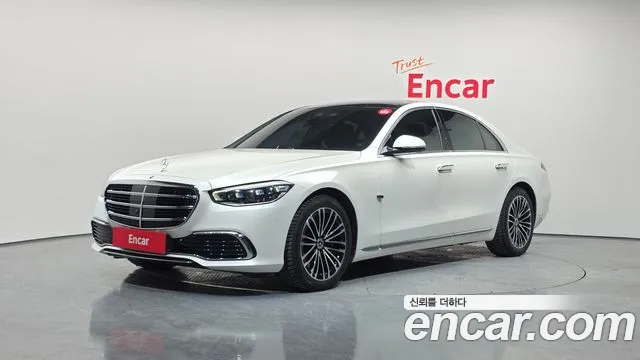 Mercedes-Benz S-Class 2022 — photo 1