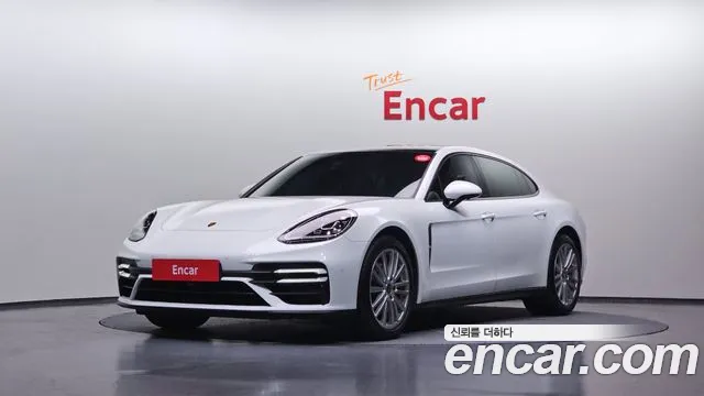 Porsche Panamera 2022 — photo 1