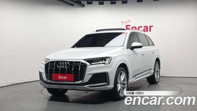 Audi Q7 2023 — photo 1