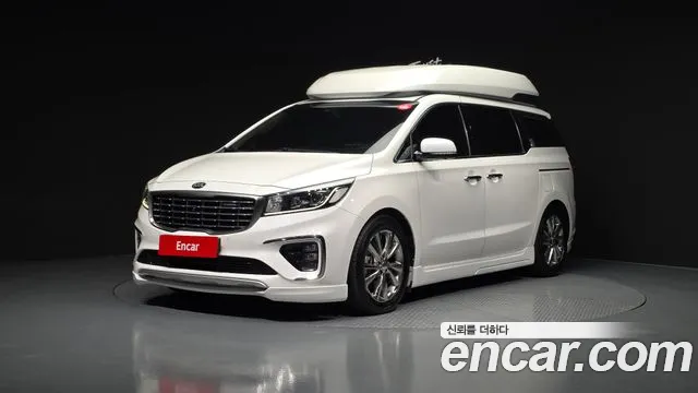 Kia Canival 2019 — photo 1