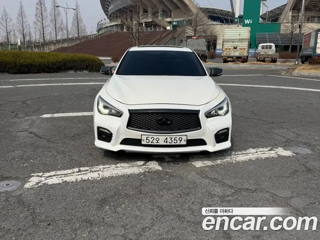 Infiniti Q50 2016 — photo 1