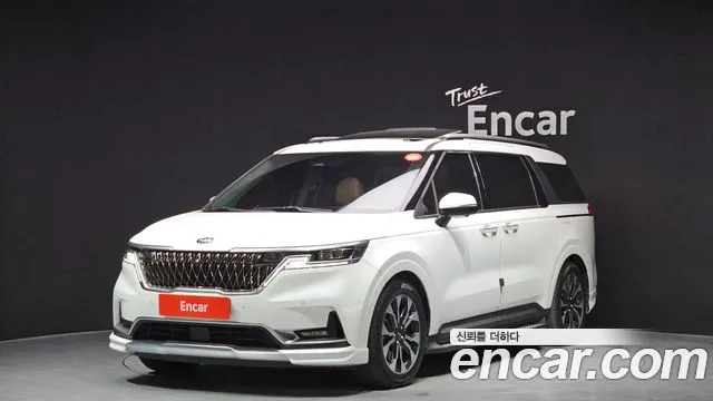 Kia Canival 2021 — photo 1