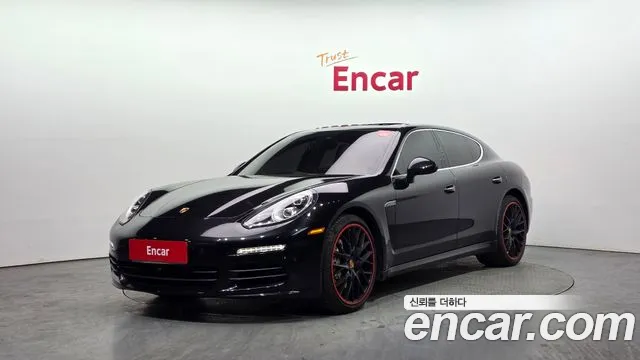 Porsche Panamera 2014 — photo 1