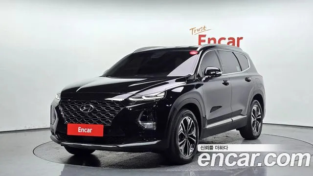 Hyundai Santafe 2019 — photo 1