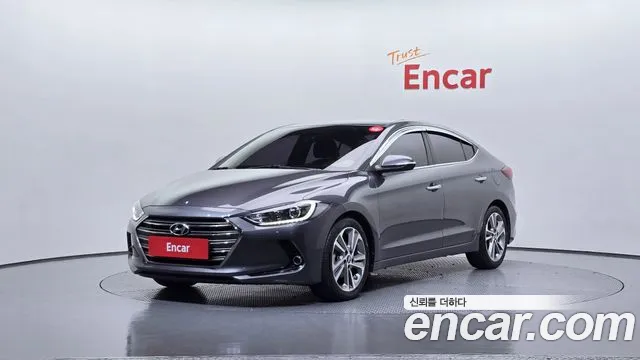 Hyundai AVANTE 2017 — photo 1