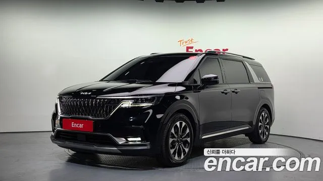Kia Canival 2022 — photo 1