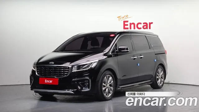 Kia Canival 2019 — photo 1