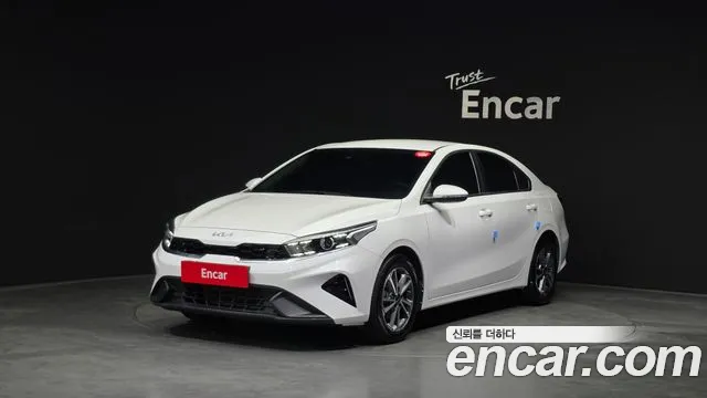 Kia K3 2023 — photo 1