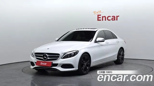 Mercedes-Benz C-Class 2018 — photo 1