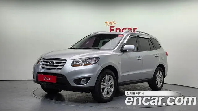 Hyundai Santafe 2011 — photo 1