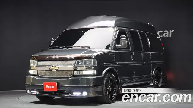 Chevrolet Express Van 2014 — photo 1