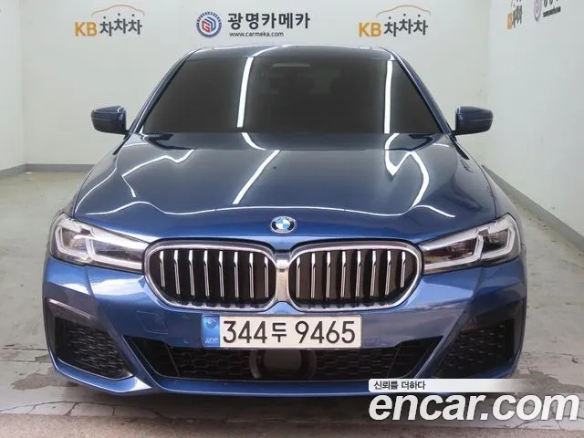 BMW 5-Series 2021 — photo 1