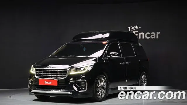 Kia Canival 2019 — photo 1