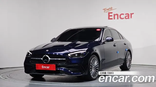 Mercedes-Benz C-Class 2022 — photo 1