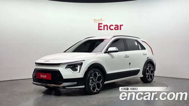 Kia Niro 2025 — photo 1