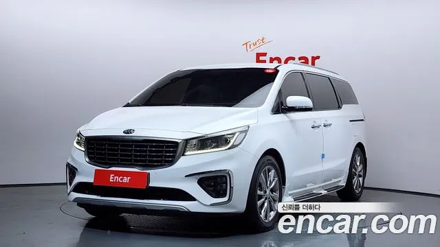 Kia Canival 2020 — photo 1