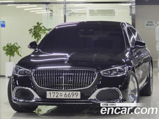 Mercedes-Benz S-Class 2022 — photo 1
