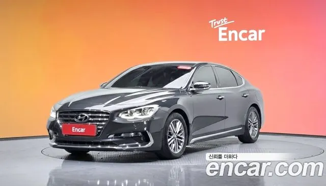 Hyundai Grandeur 2018 — photo 1