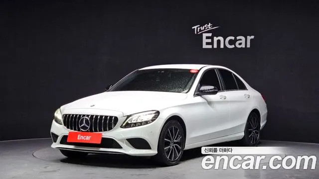 Mercedes-Benz C-Class 2019 — photo 1