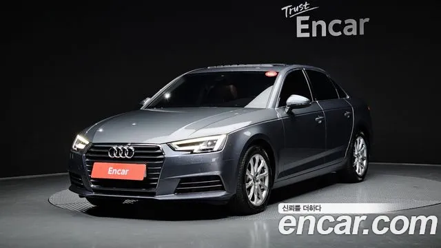 Audi A4 2019 — photo 1
