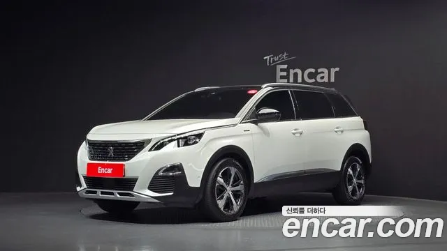 Peugeot 5008 2021 — photo 1