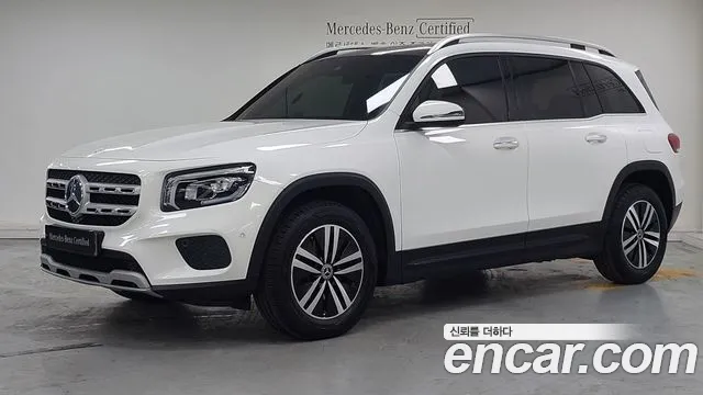 Mercedes-Benz GLB-Class 2021 — photo 1