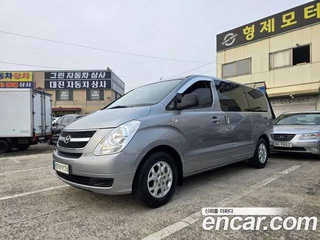 Hyundai Starex 2016 — photo 1