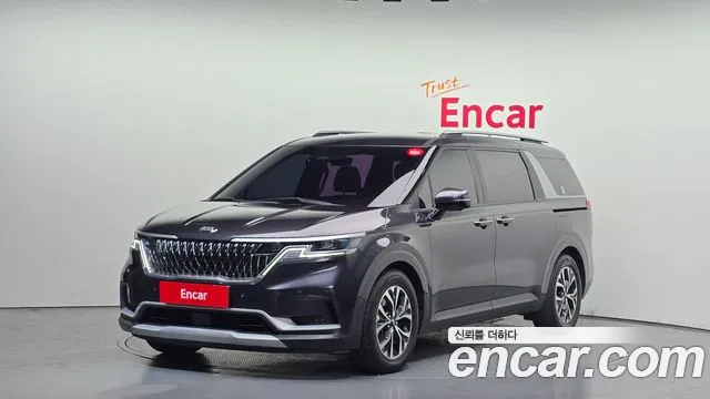 Kia Canival 2021 — photo 1