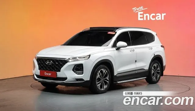 Hyundai Santafe 2019 — photo 1