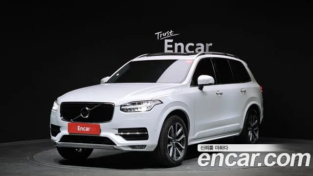 Volvo XC90 2019 — photo 1