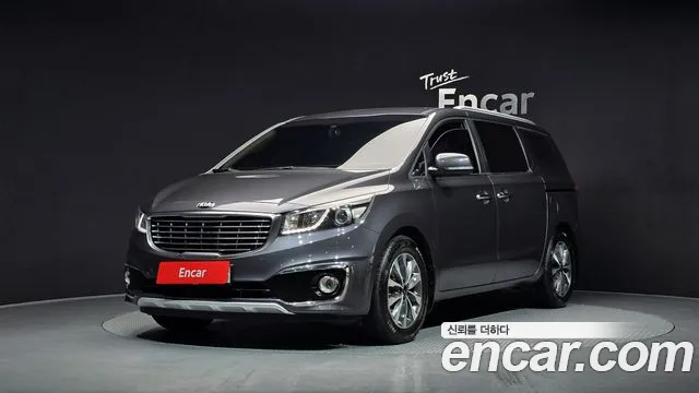 Kia Canival 2015 — photo 1