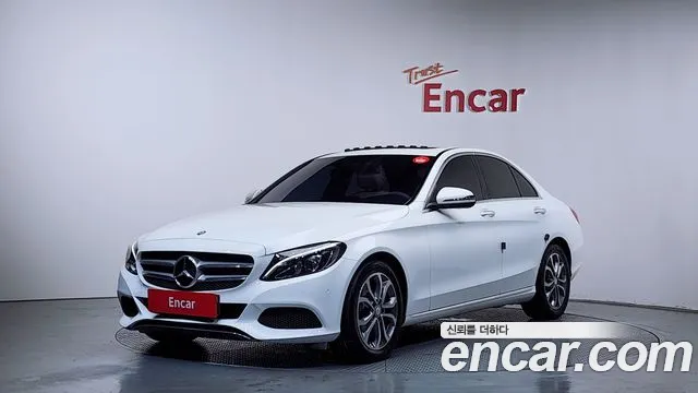 Mercedes-Benz C-Class 2017 — photo 1