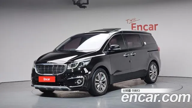 Kia Canival 2017 — photo 1