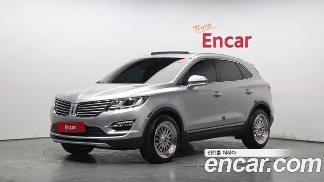 Lincoln MKC 2018 — photo 1