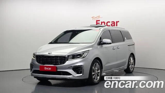 Kia Canival 2019 — photo 1