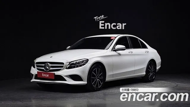 Mercedes-Benz C-Class 2020 — photo 1