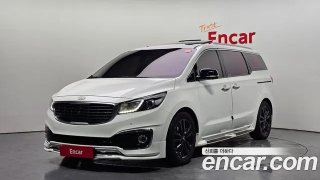 Kia Canival 2018 — photo 1