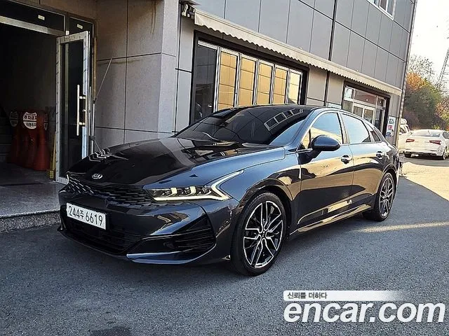 Kia K5 2021 — photo 1