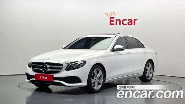 Mercedes-Benz E-Class 2017 — photo 1