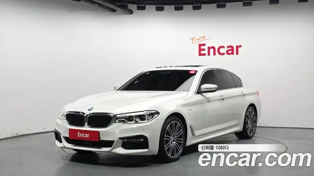 BMW 5-Series 2018 — photo 1