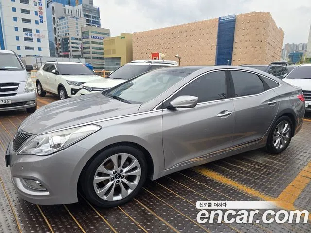Hyundai Grandeur 2012 — photo 1