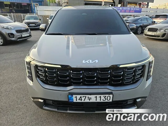 Kia Canival 2025 — photo 1