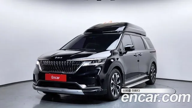 Kia Canival 2022 — photo 1