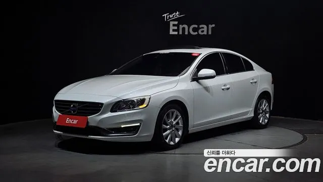 Volvo S60 2015 — photo 1