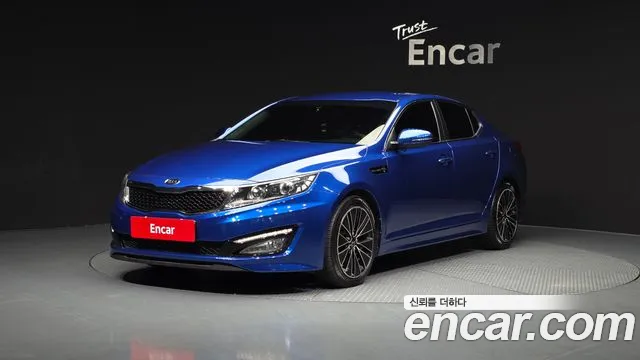 Kia K5 2011 — photo 1