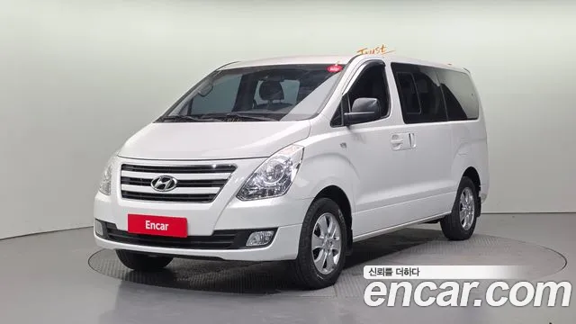 Hyundai Starex 2017 — photo 1